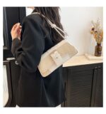 Fashionable Shoulder Bag AN412 - Image 4